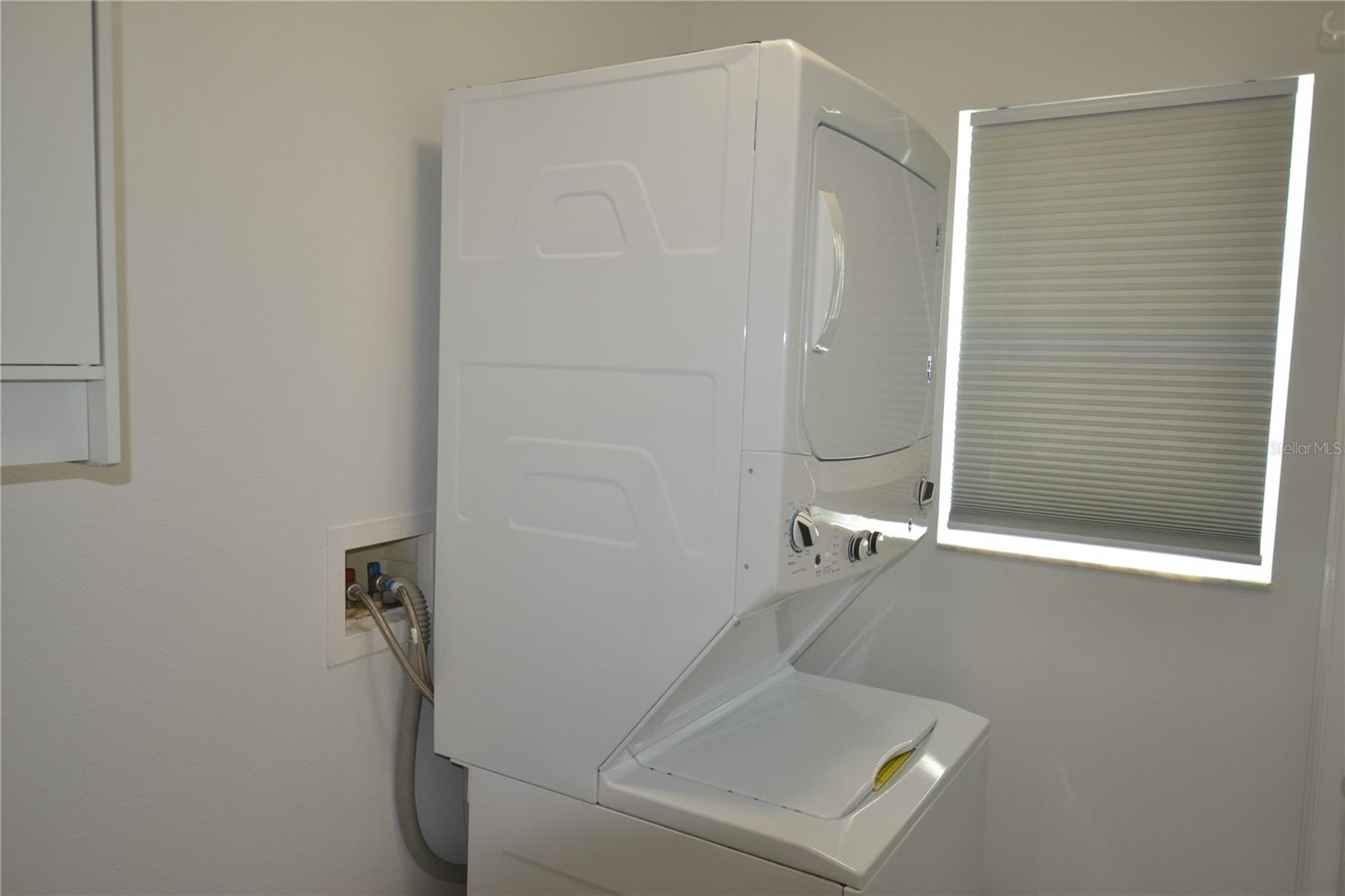 VILLA DEL RIO - Residential Lease