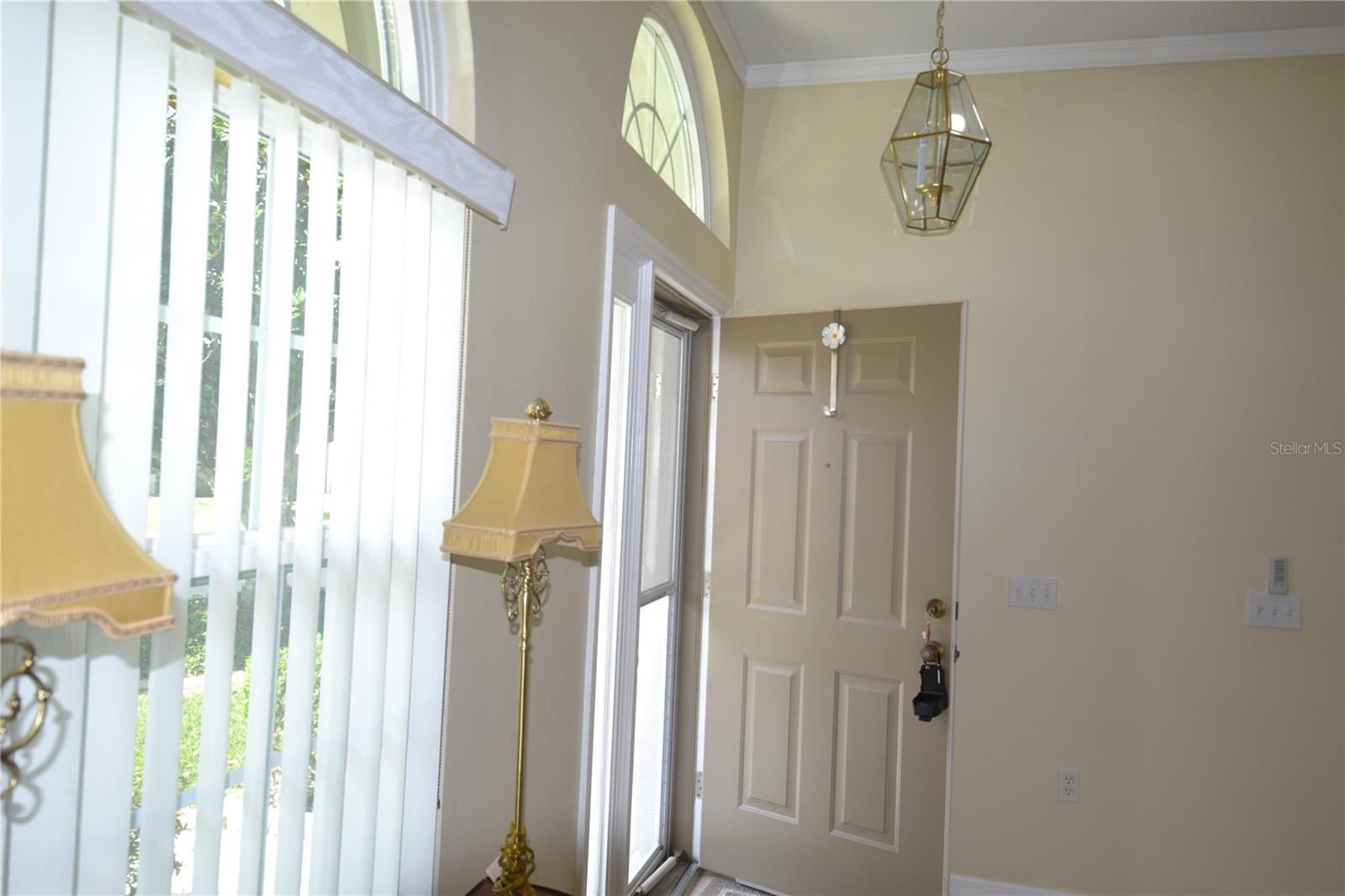 VILLA DEL RIO - Residential Lease