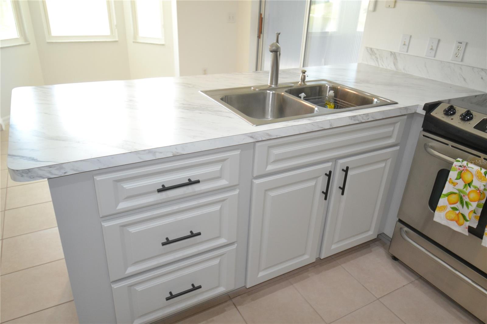 VILLA DEL RIO - Residential Lease