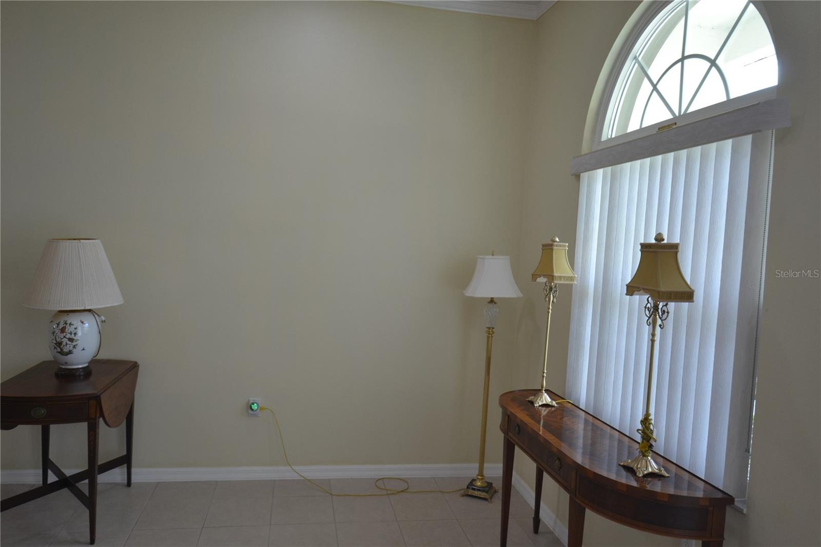 VILLA DEL RIO - Residential Lease