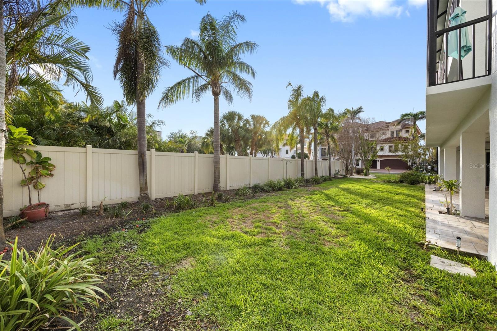 KIPPS COLONY ESTATES AT PASADENA YACHT/COUNTRY CL - Residential