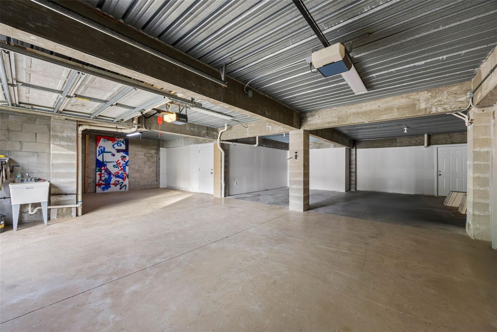 KIPPS COLONY ESTATES AT PASADENA YACHT/COUNTRY CL - Residential