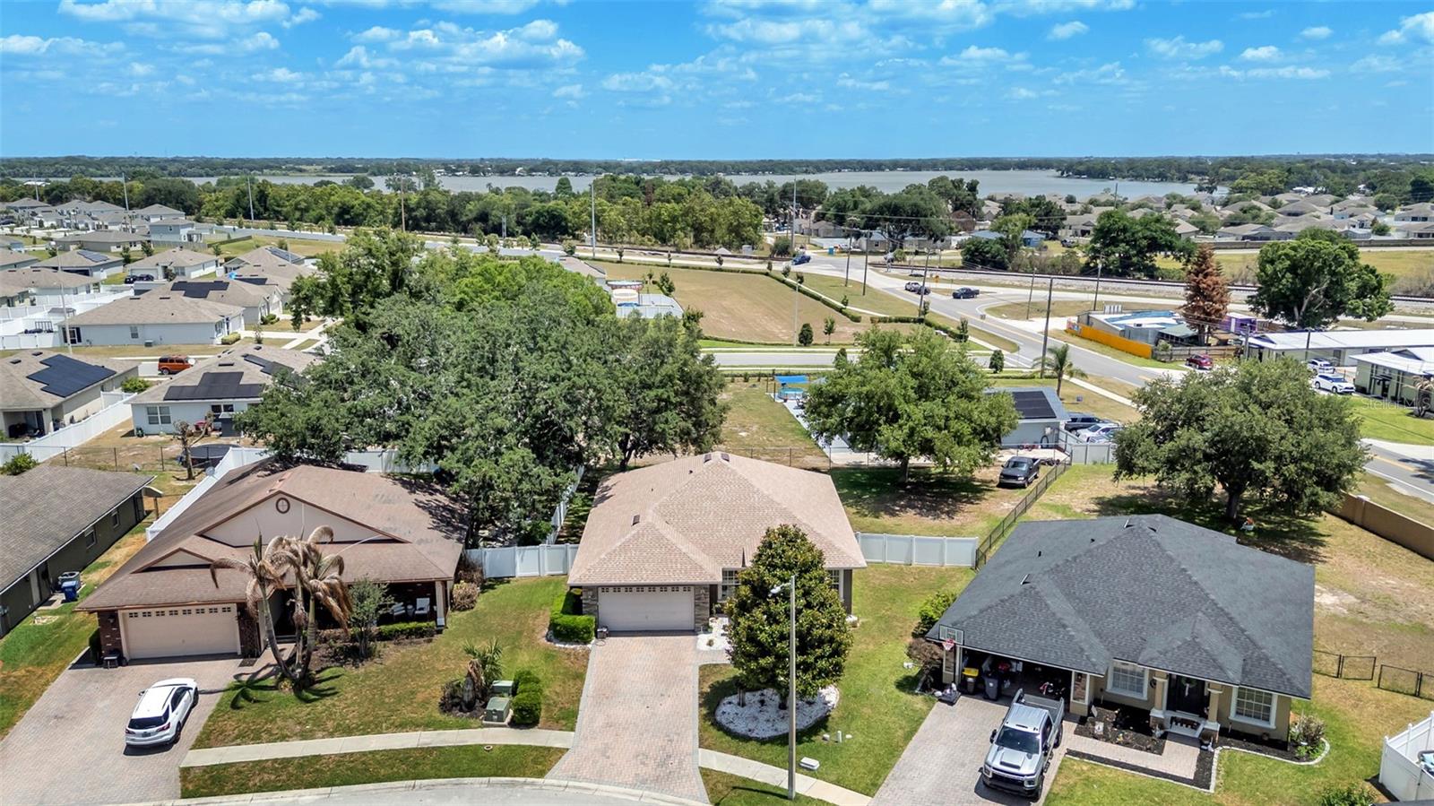 BENTLEY OAKS - Residential