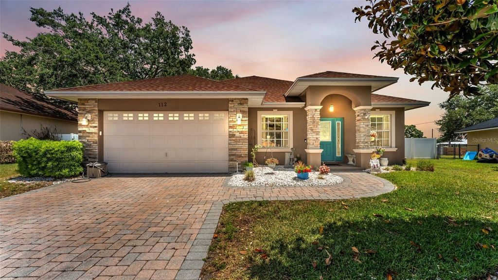 Photo of 112 Bentley Oaks Boulevard, Auburndale, FL 33823 (MLS # L4961585)