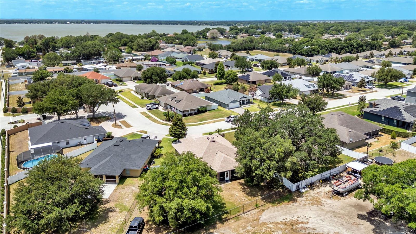 BENTLEY OAKS - Residential