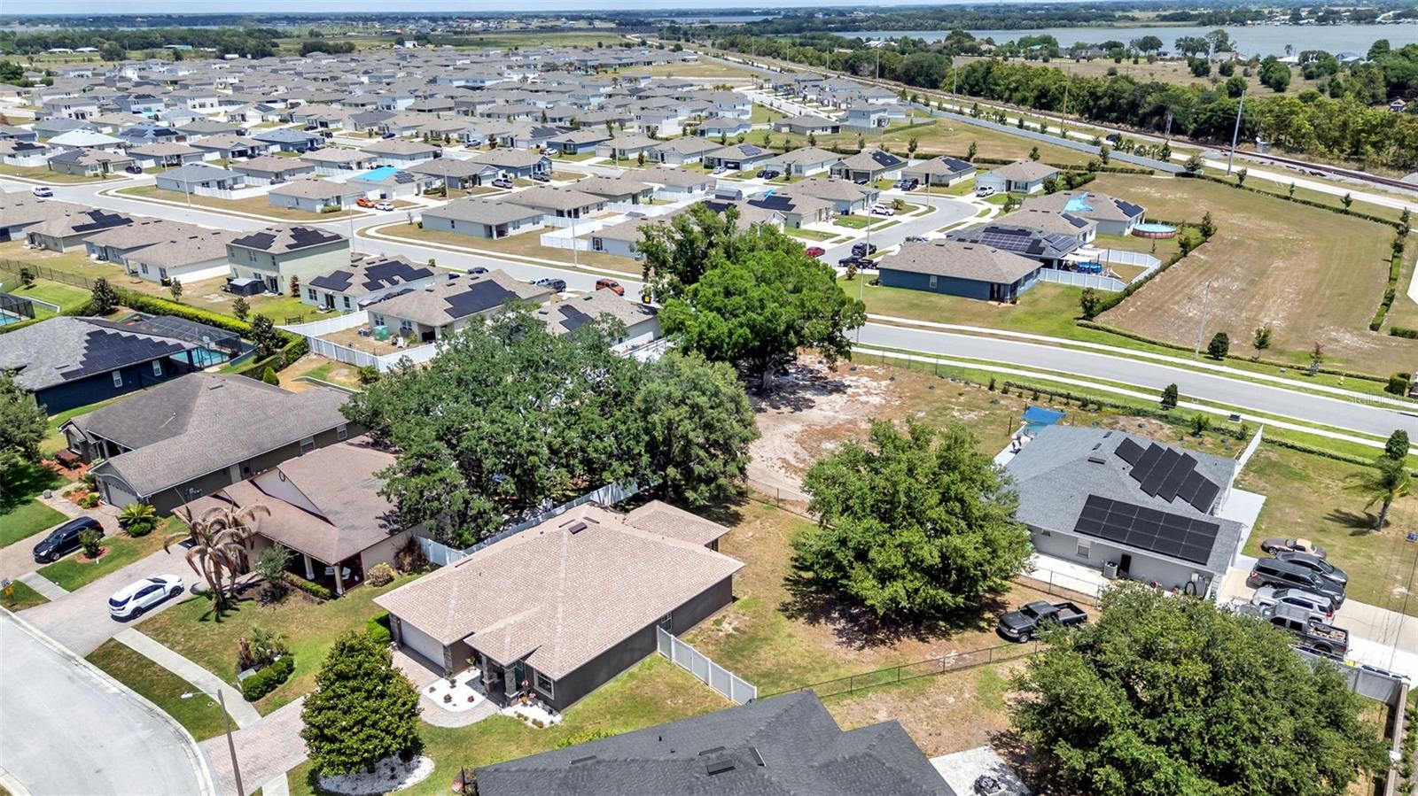 BENTLEY OAKS - Residential