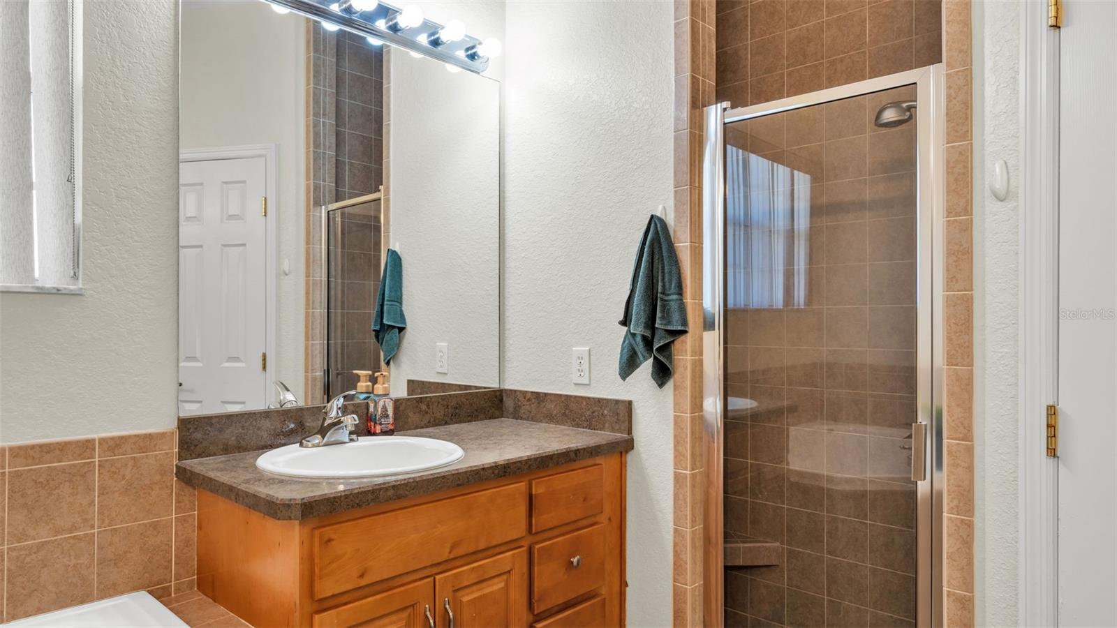BENTLEY OAKS - Residential