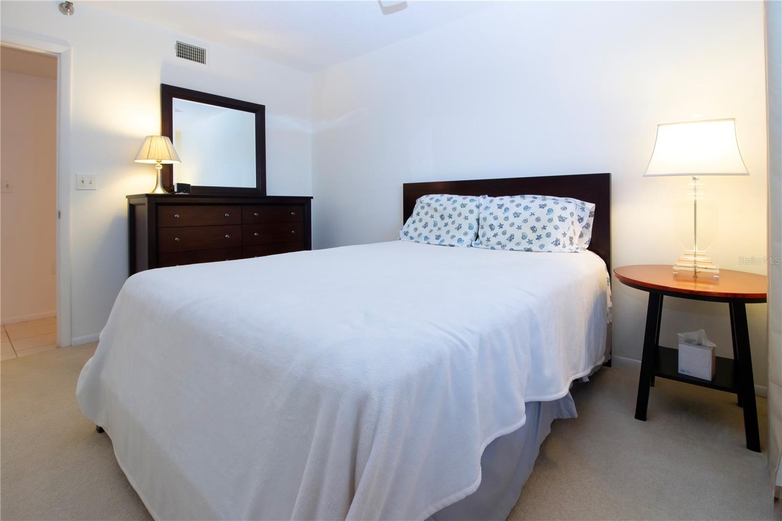 LINKS AT PINEBROOK CONDO PH III - Residential