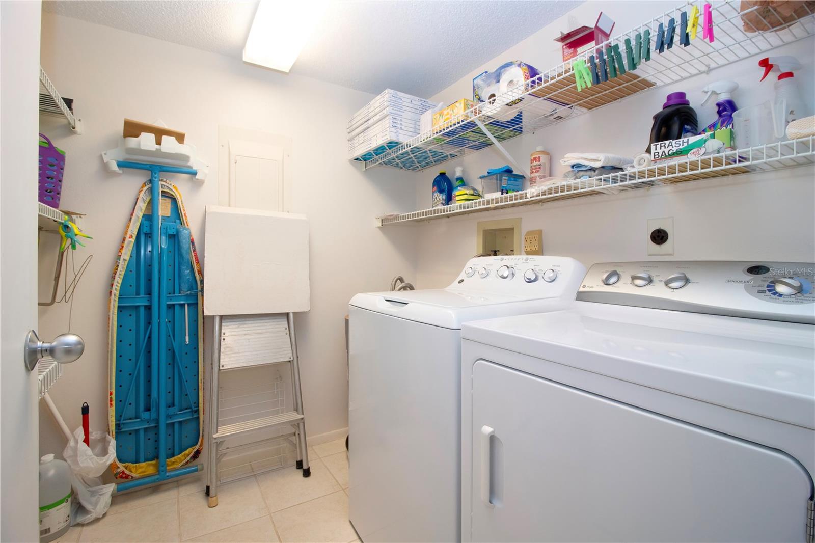 LINKS AT PINEBROOK CONDO PH III - Residential