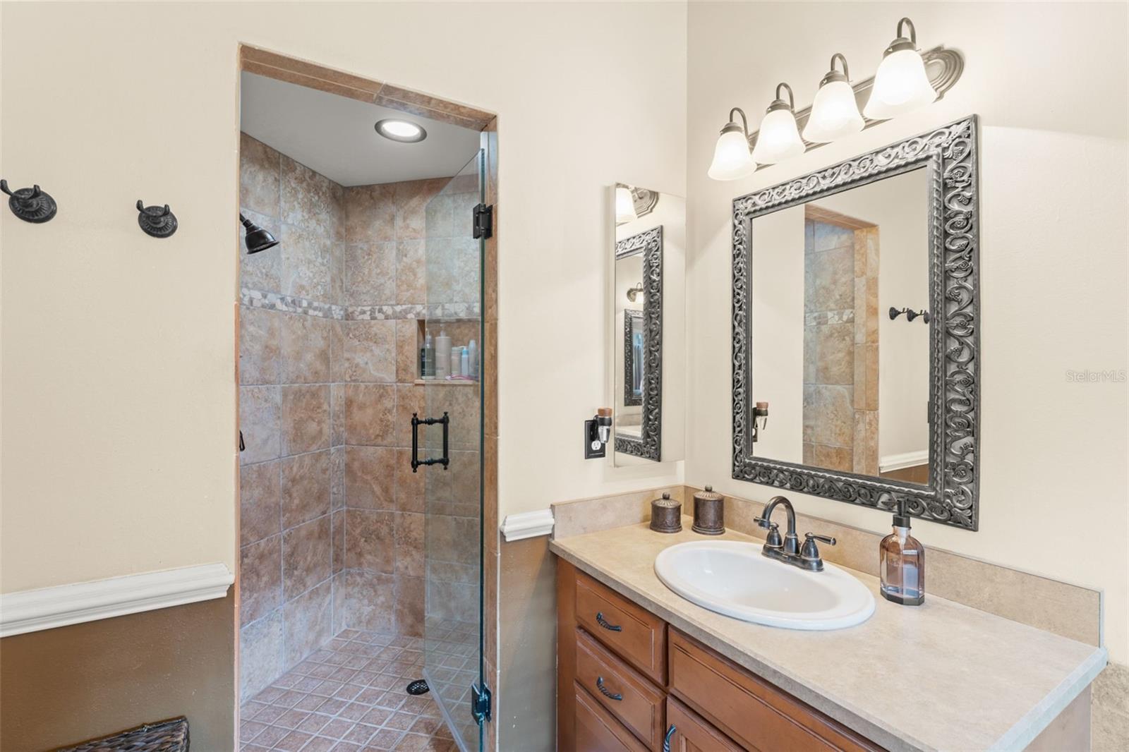 PIEDMONT LAKES PH 04 - Residential