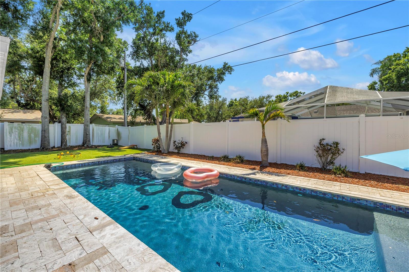 HARBOR CREST - Residential