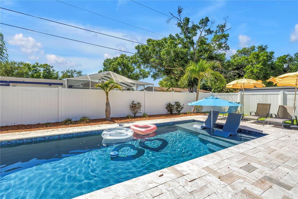 Photo of 12096 Oak Street, Largo, FL 33774 (MLS # TB8503114)