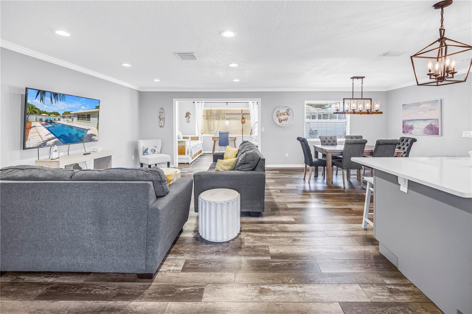 HARBOR CREST - Residential