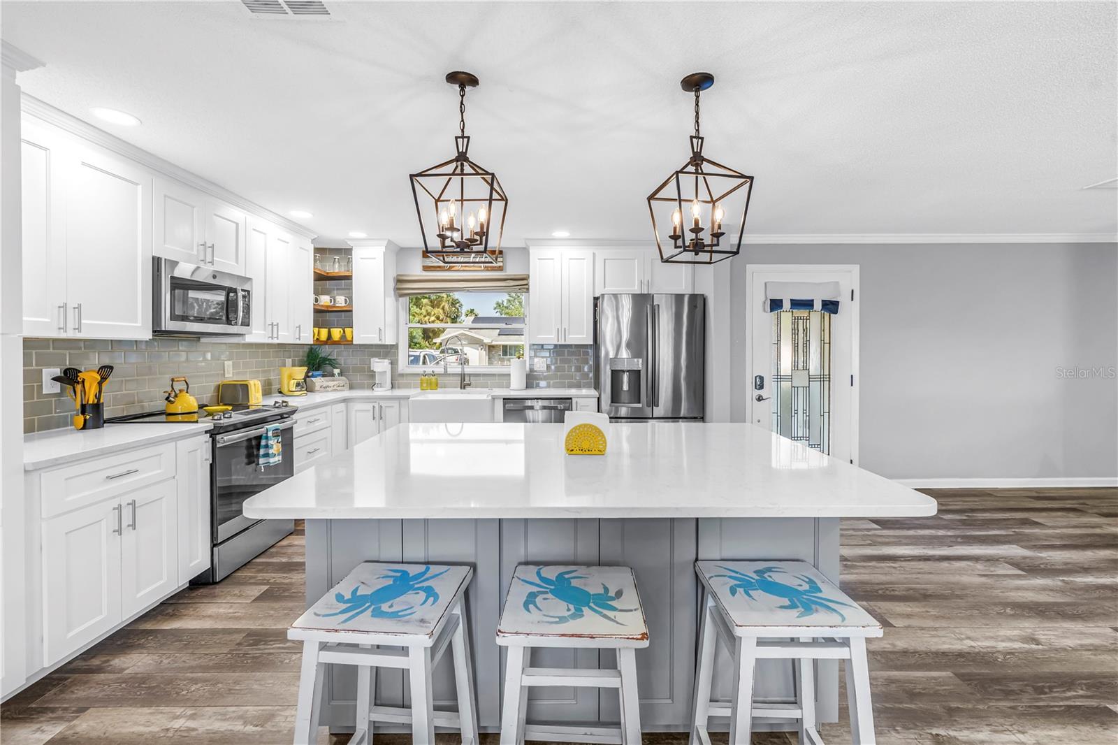 HARBOR CREST - Residential