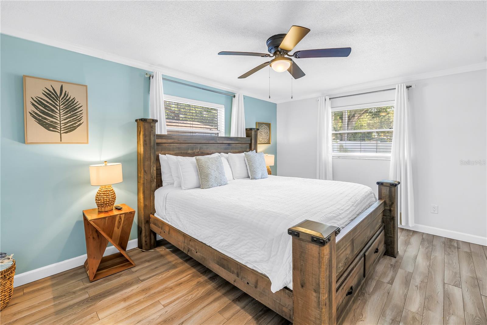 HARBOR CREST - Residential