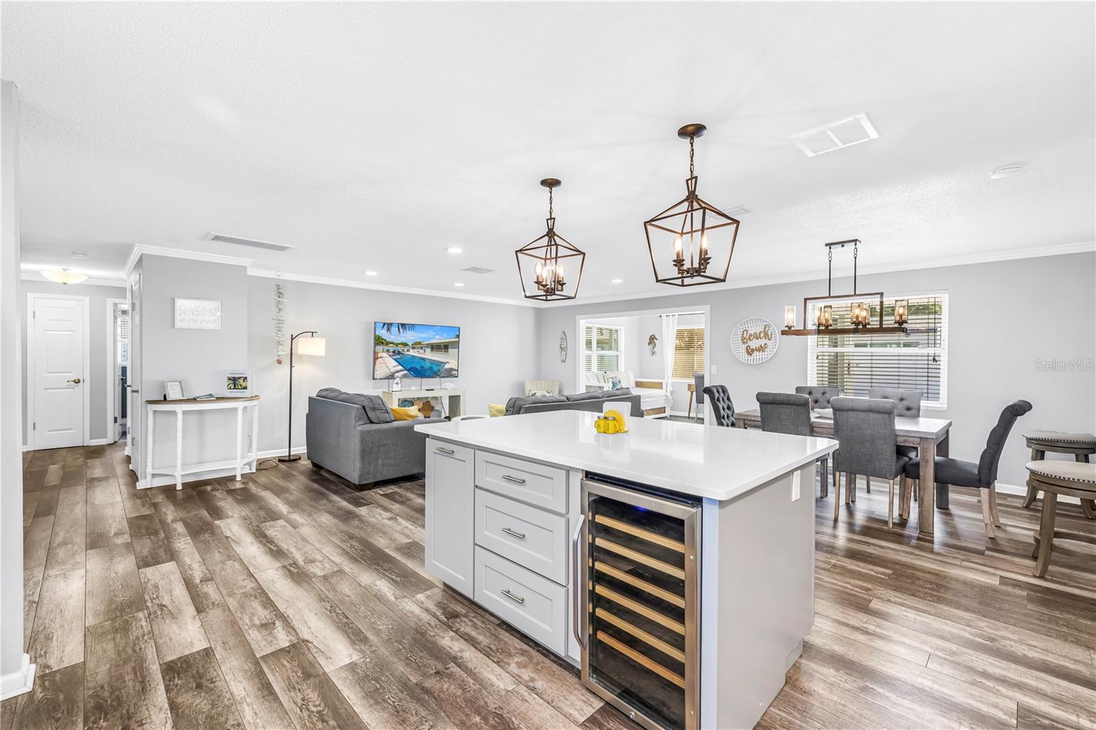 HARBOR CREST - Residential