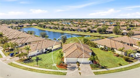Photo of 20209 Benissimo Drive, Venice, FL 34293 (MLS # A4680343)