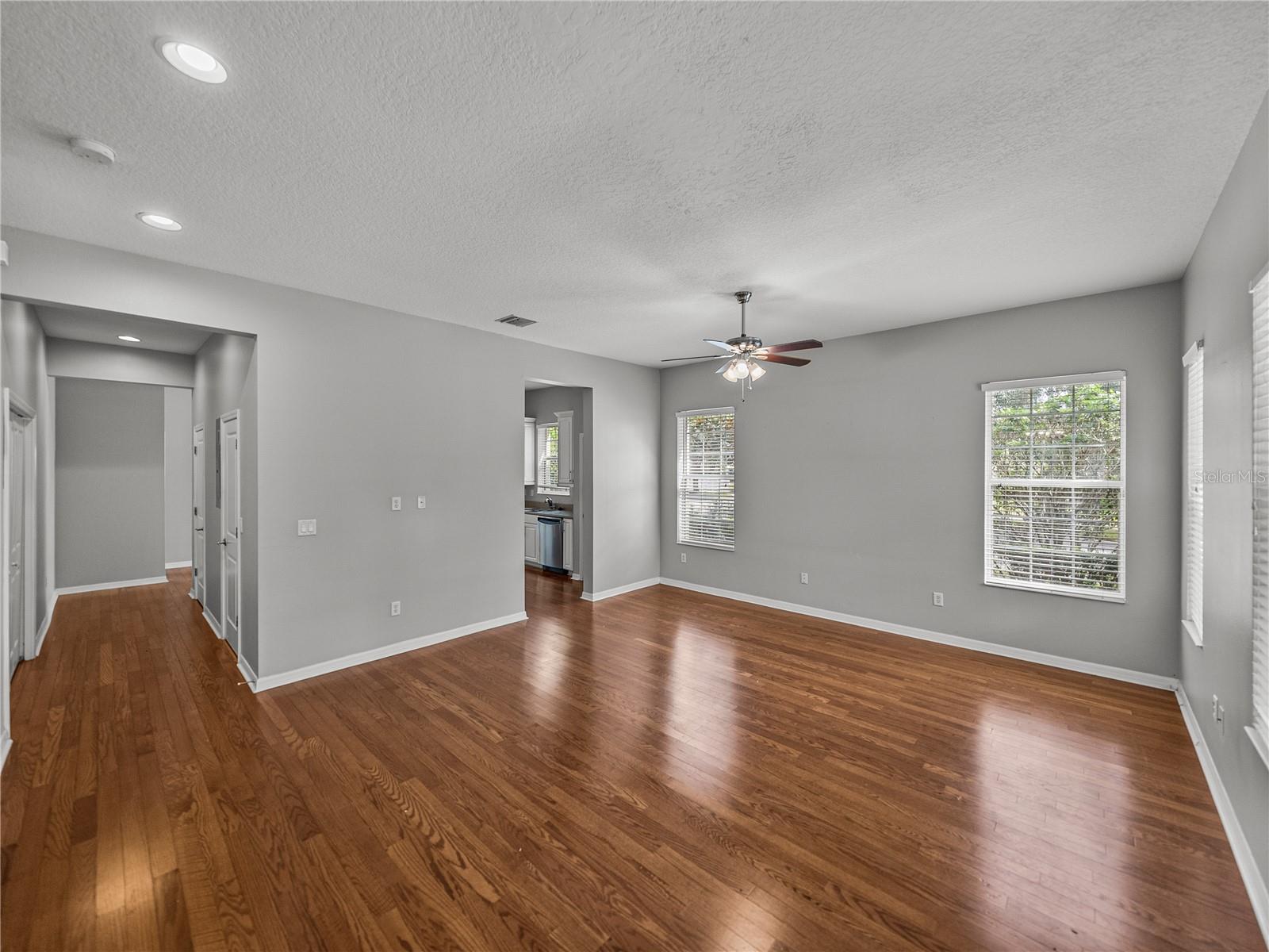 9G0 | WINTHROP VILLAGE PHASE ONE-B-1 - Residential Lease