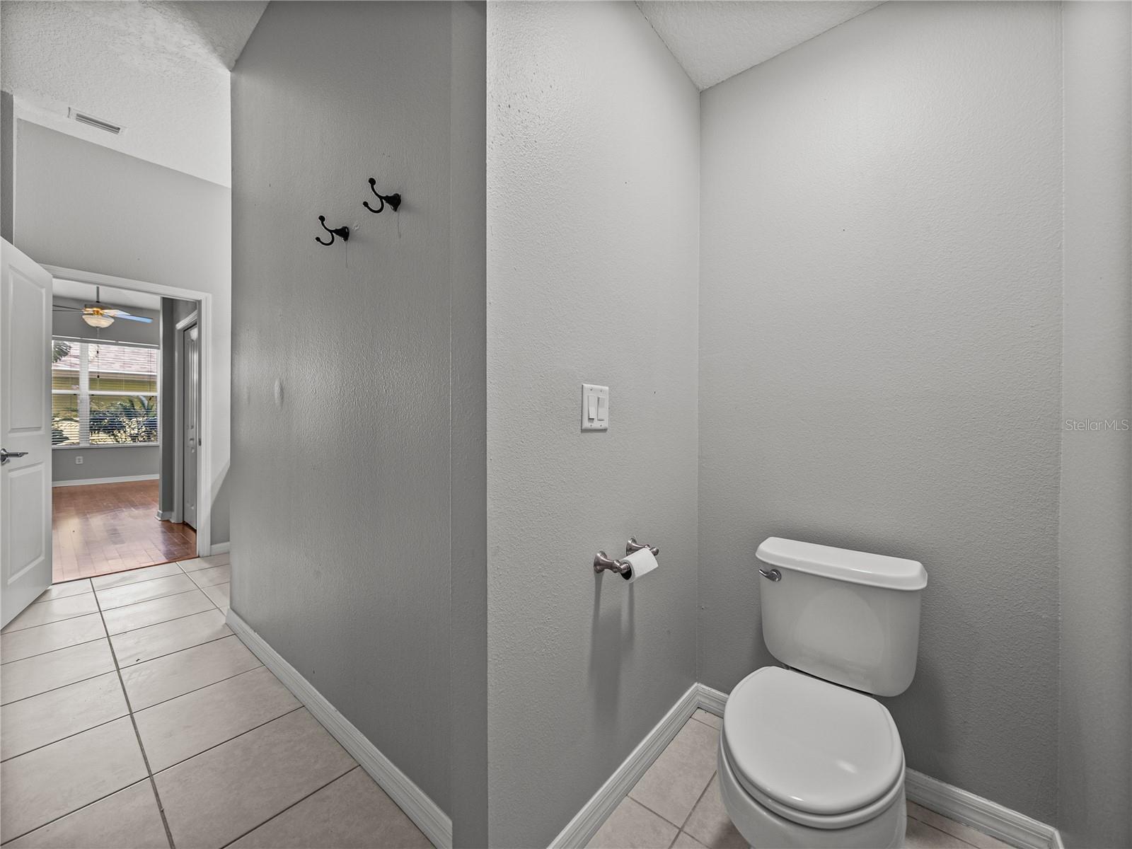 9G0 | WINTHROP VILLAGE PHASE ONE-B-1 - Residential Lease