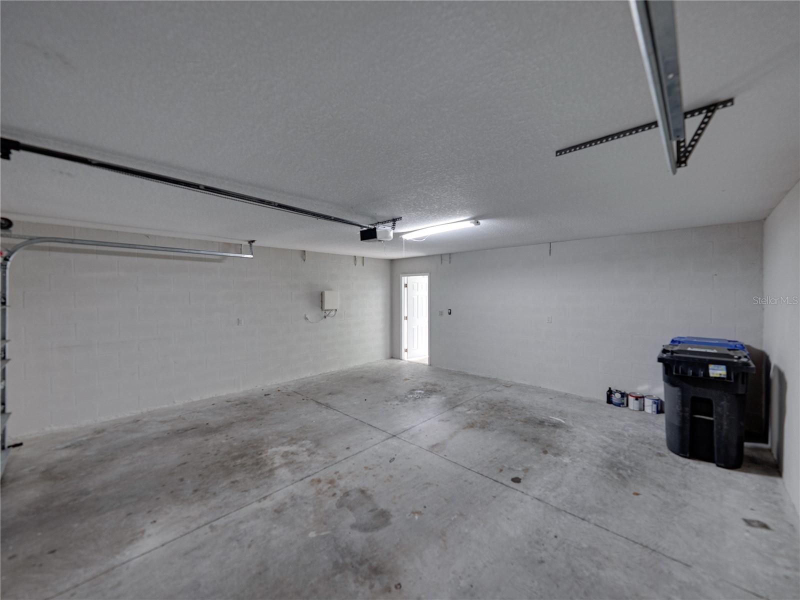 9G0 | WINTHROP VILLAGE PHASE ONE-B-1 - Residential Lease