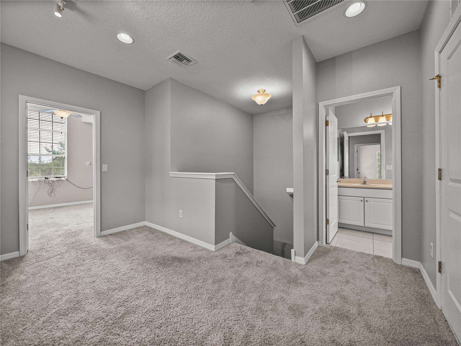 9G0 | WINTHROP VILLAGE PHASE ONE-B-1 - Residential Lease