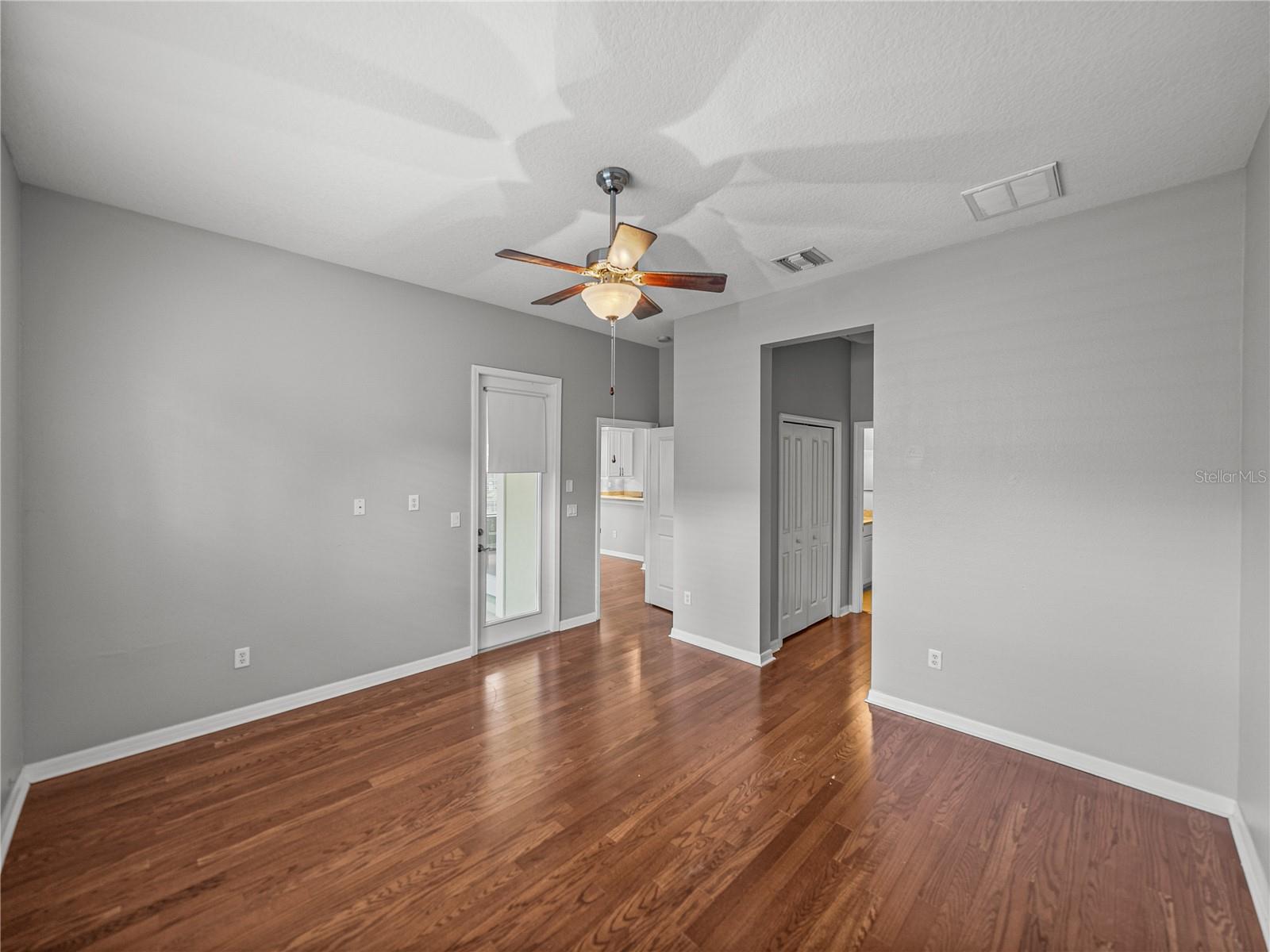 9G0 | WINTHROP VILLAGE PHASE ONE-B-1 - Residential Lease