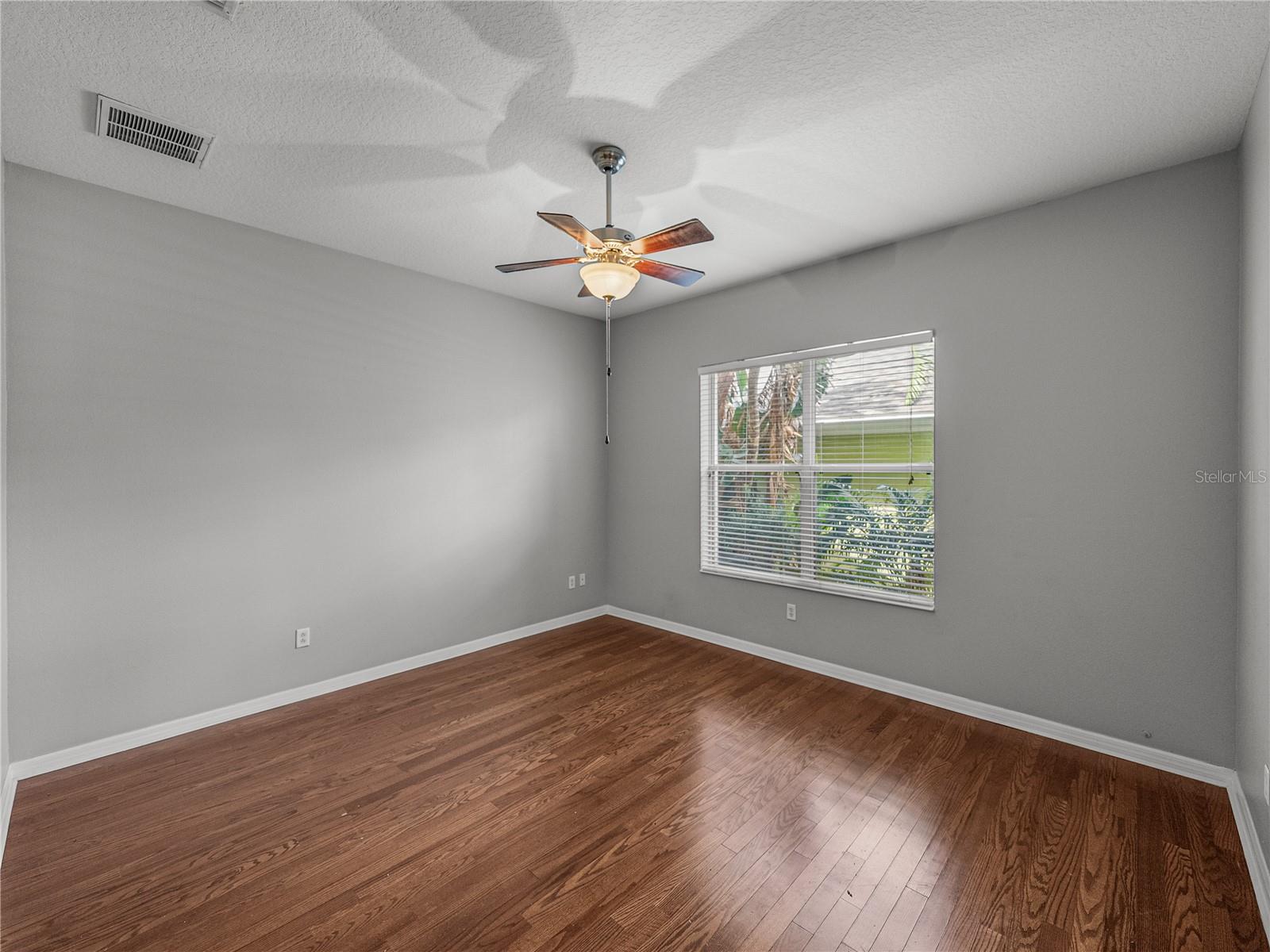 9G0 | WINTHROP VILLAGE PHASE ONE-B-1 - Residential Lease