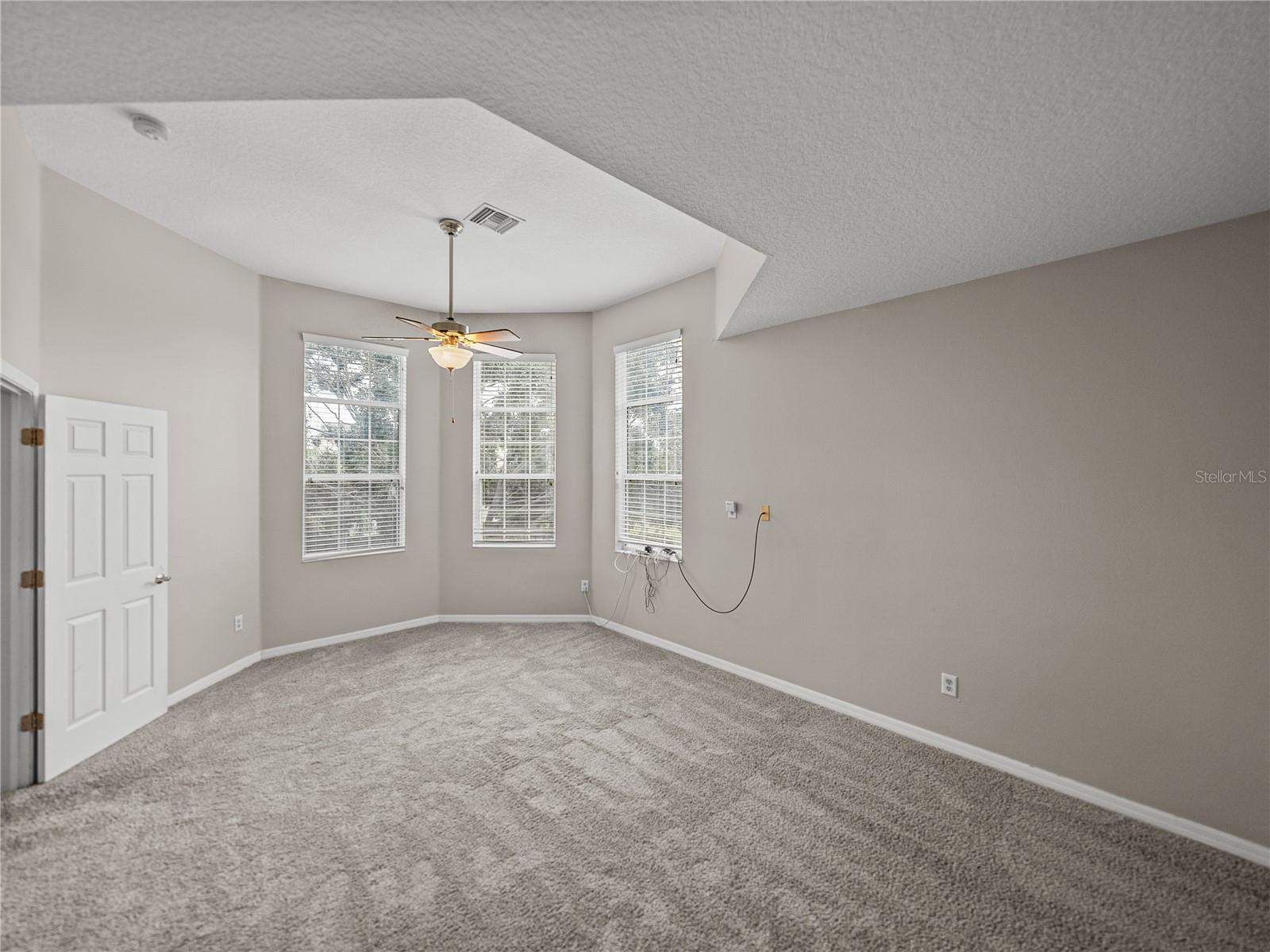 9G0 | WINTHROP VILLAGE PHASE ONE-B-1 - Residential Lease