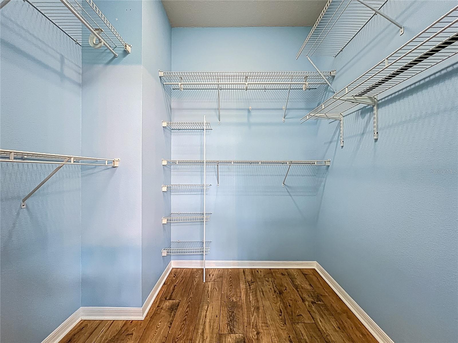 PLANTATION AT LEESBURG GLENDALE VILLAGE - Residential