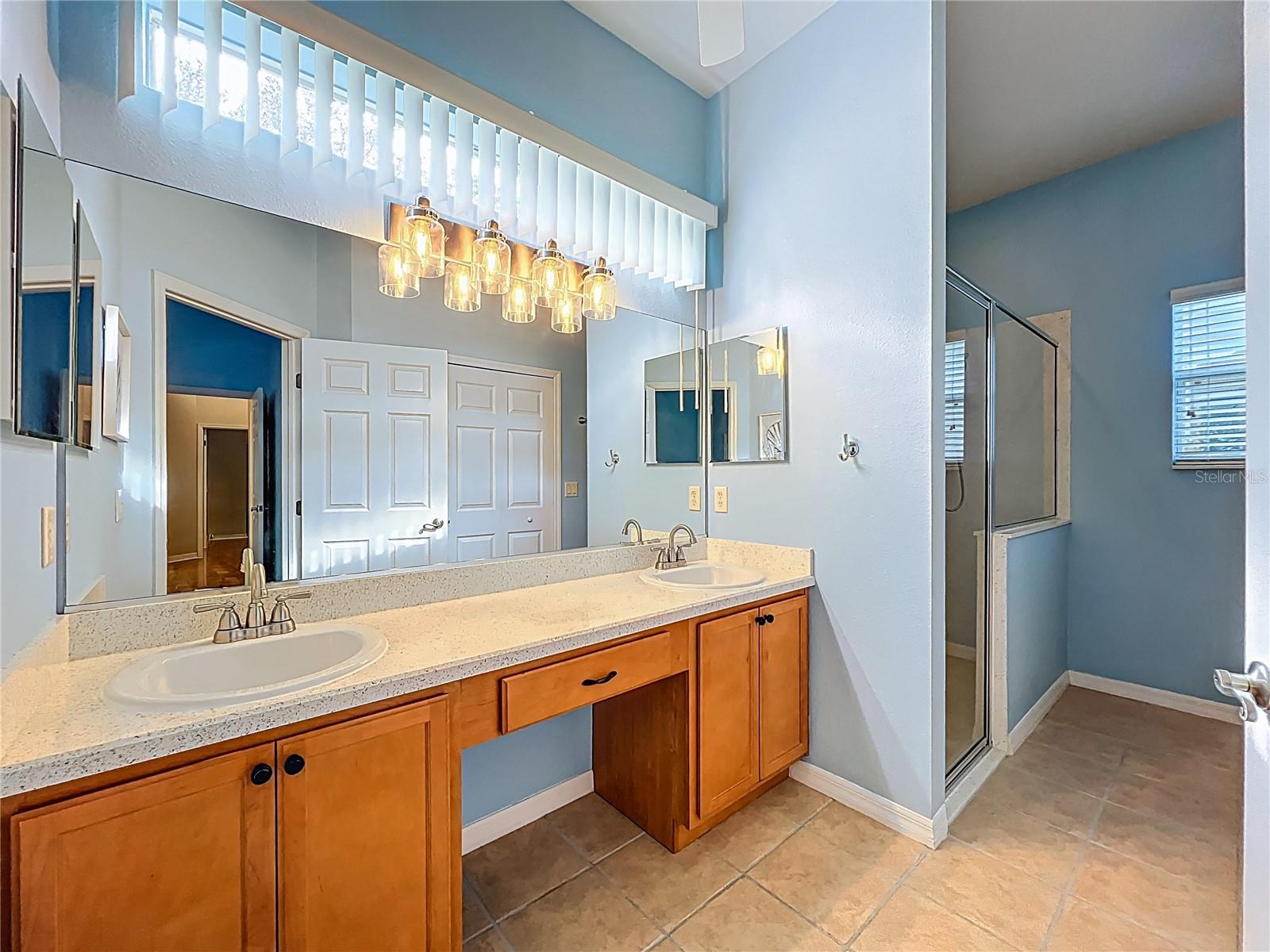 PLANTATION AT LEESBURG GLENDALE VILLAGE - Residential