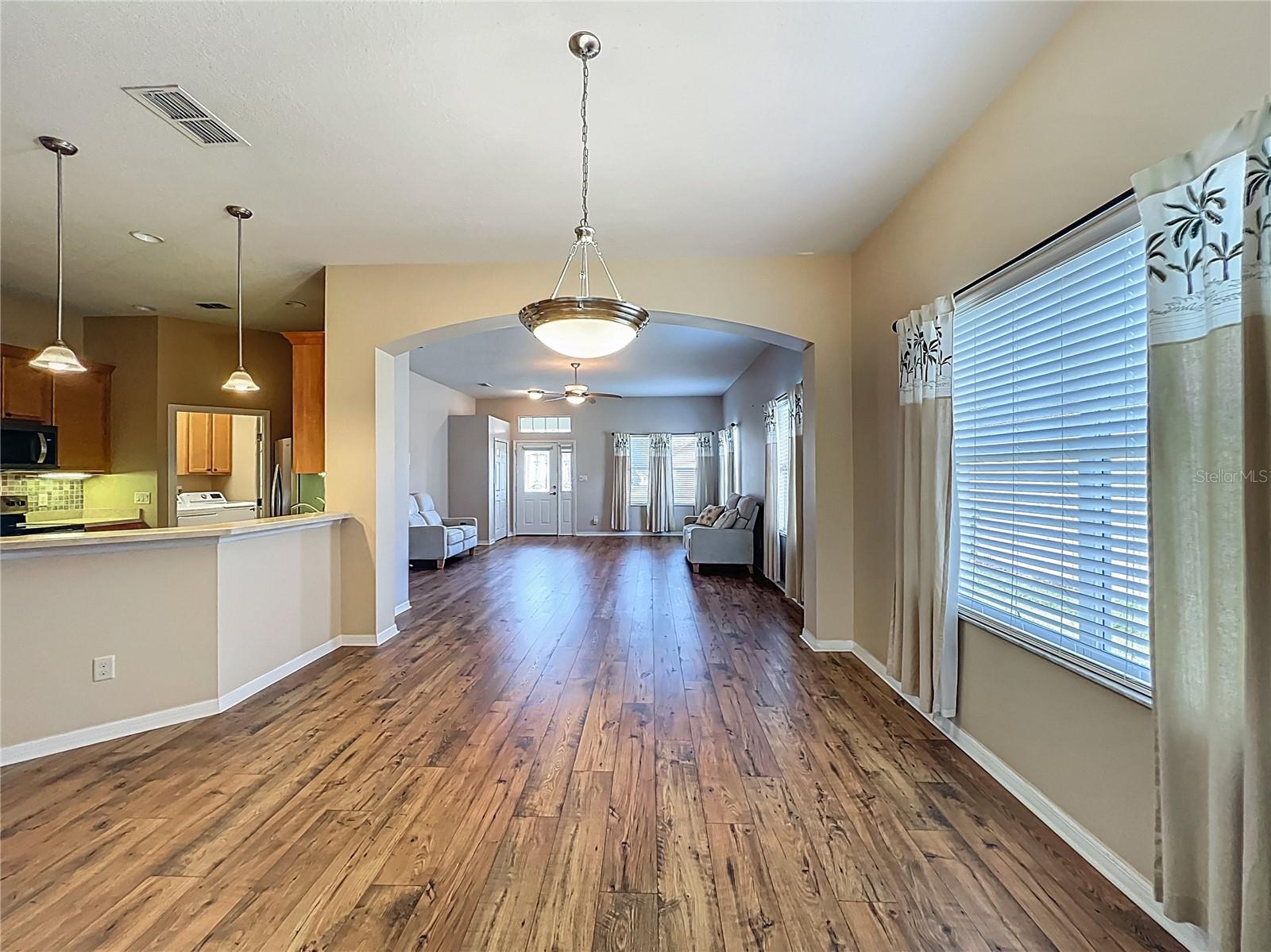 PLANTATION AT LEESBURG GLENDALE VILLAGE - Residential