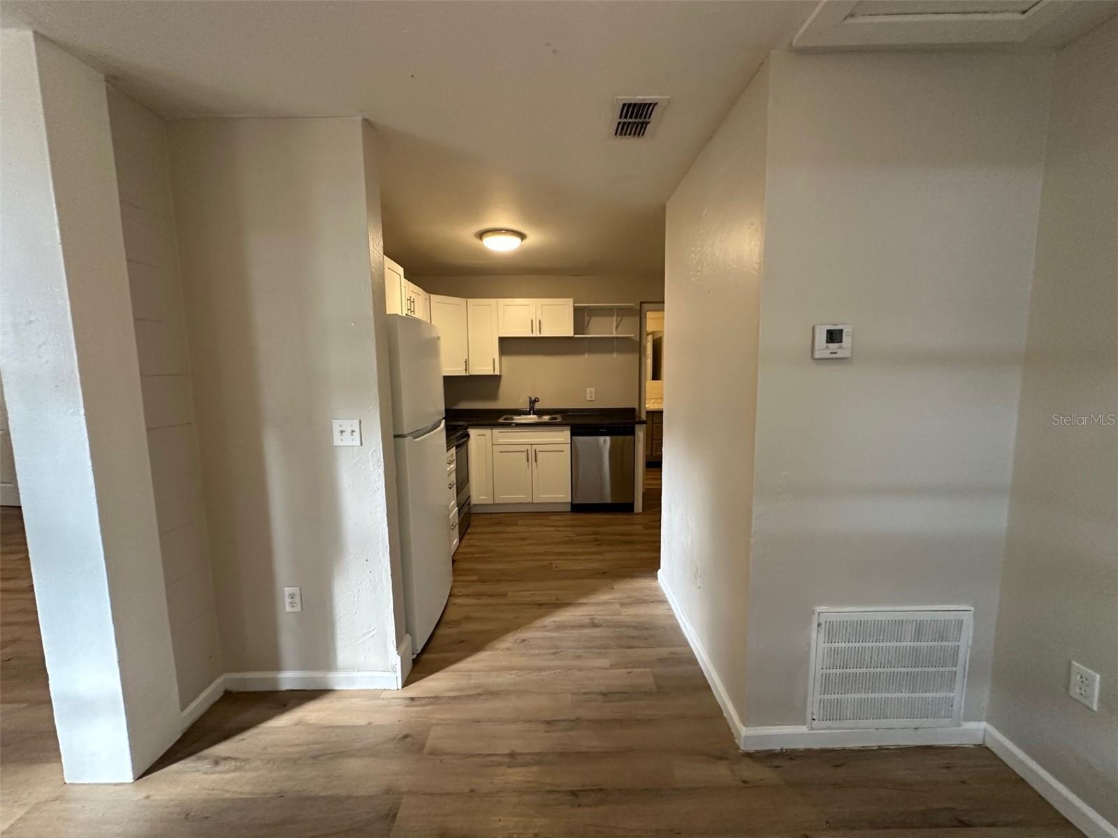 HARRIS ESTATE HARRIS LANDS REPL E 1/2 - Residential Lease