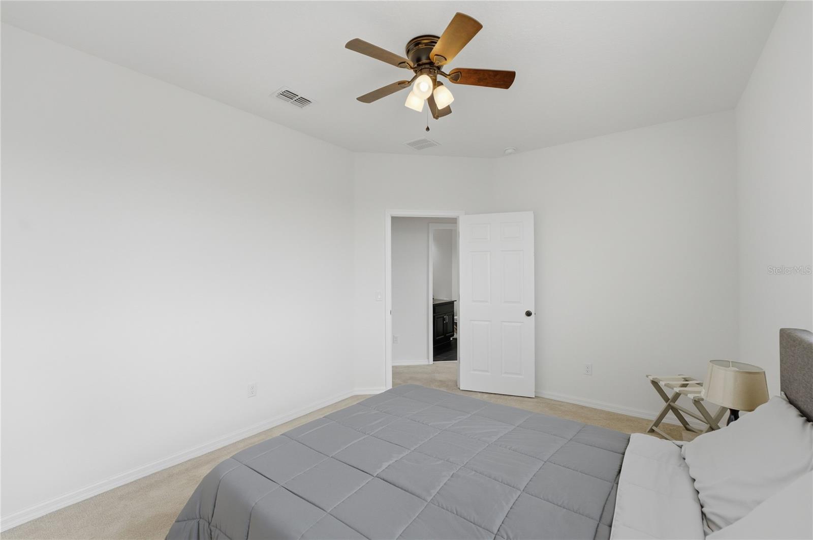 HILLSIDE/WEKIVA - Residential