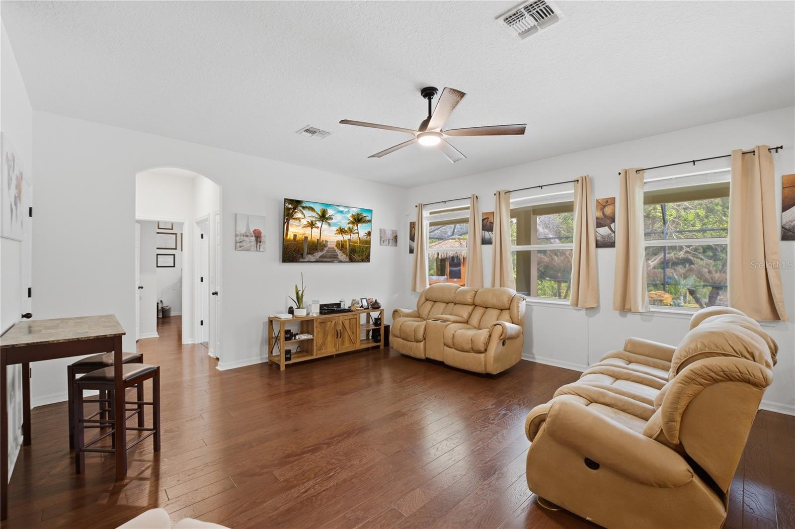 HILLSIDE/WEKIVA - Residential