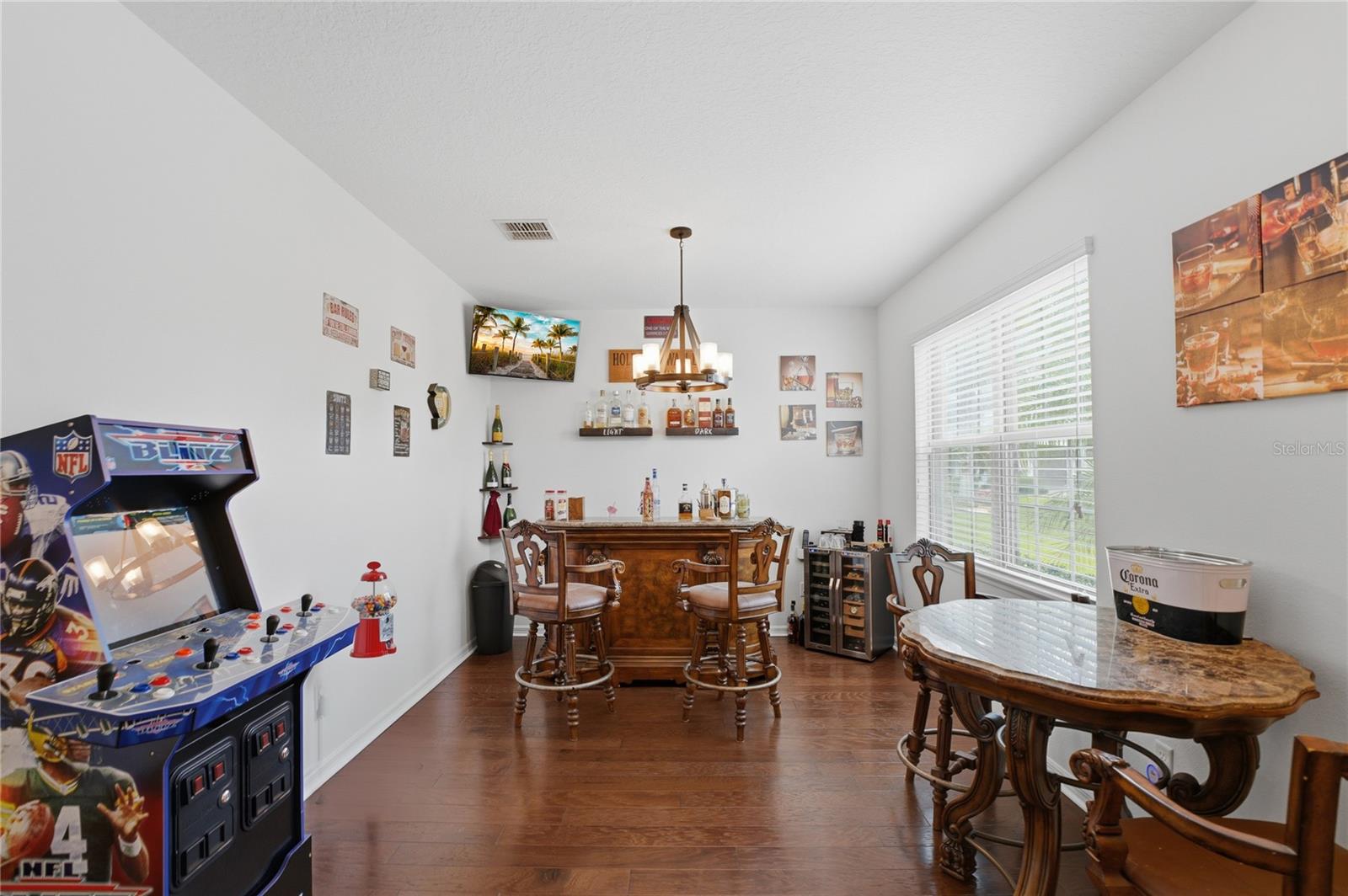 HILLSIDE/WEKIVA - Residential