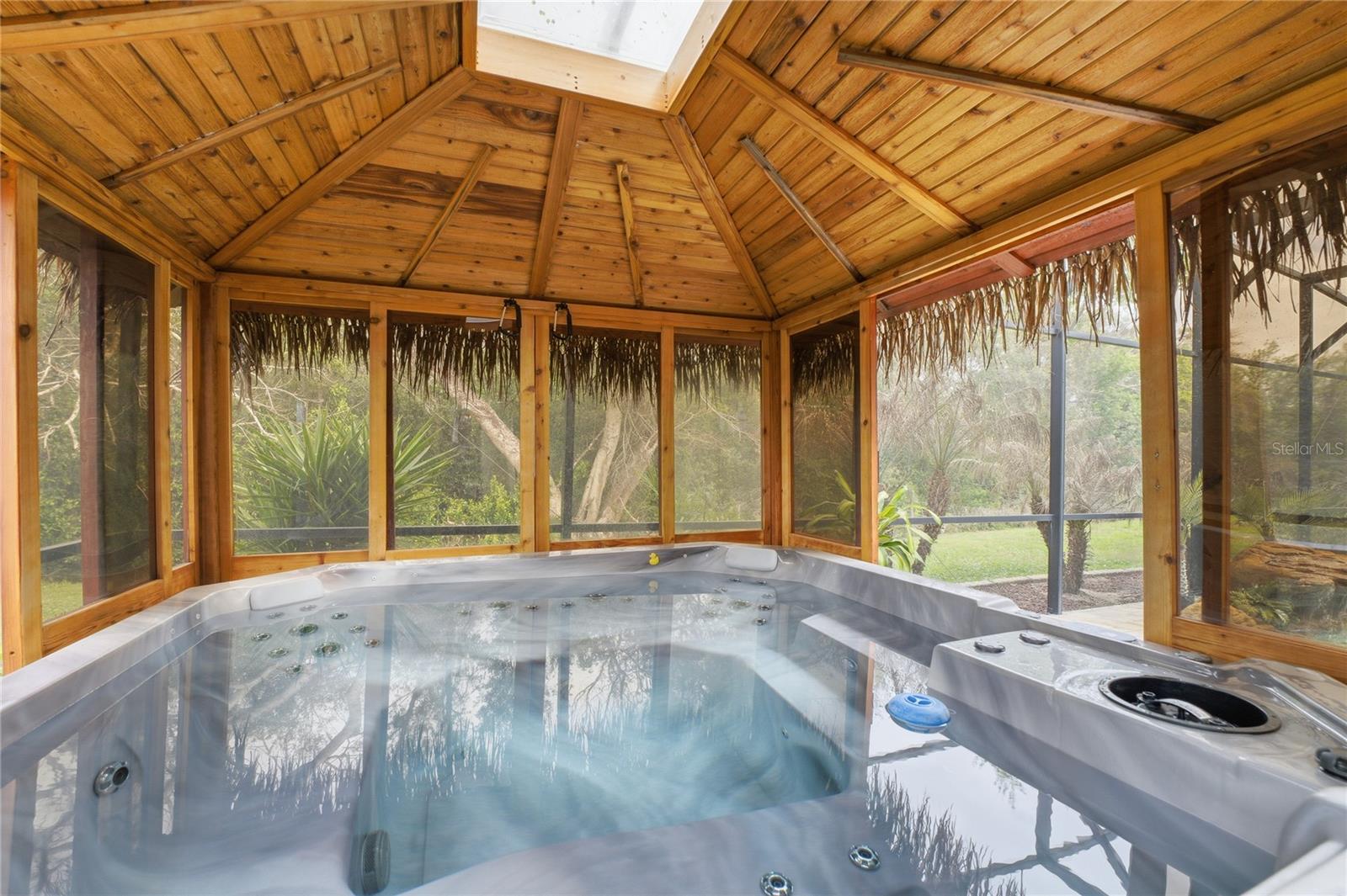 HILLSIDE/WEKIVA - Residential