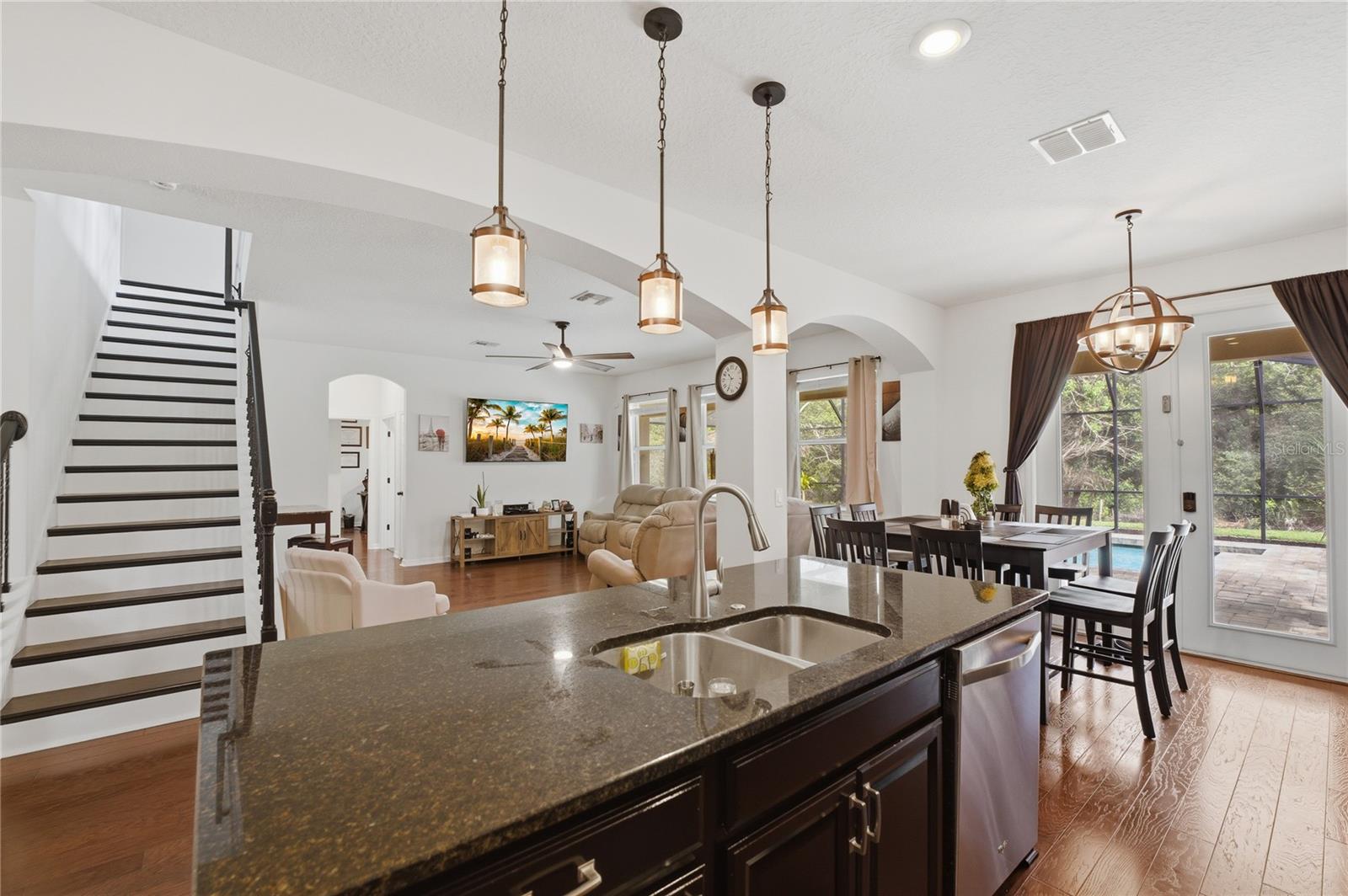 HILLSIDE/WEKIVA - Residential