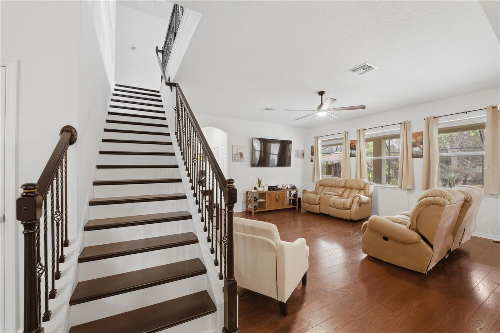 HILLSIDE/WEKIVA - Residential