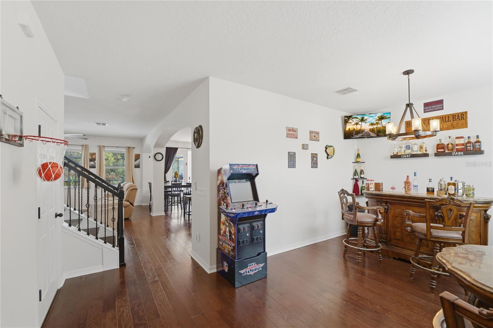 HILLSIDE/WEKIVA - Residential