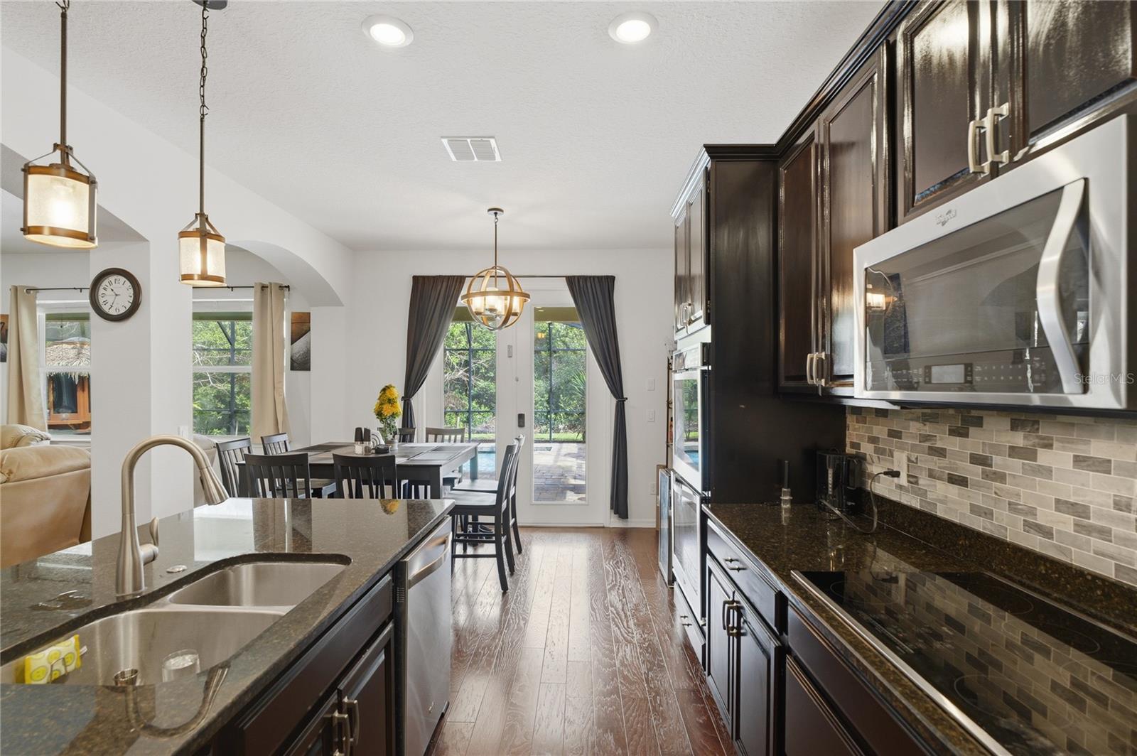 HILLSIDE/WEKIVA - Residential