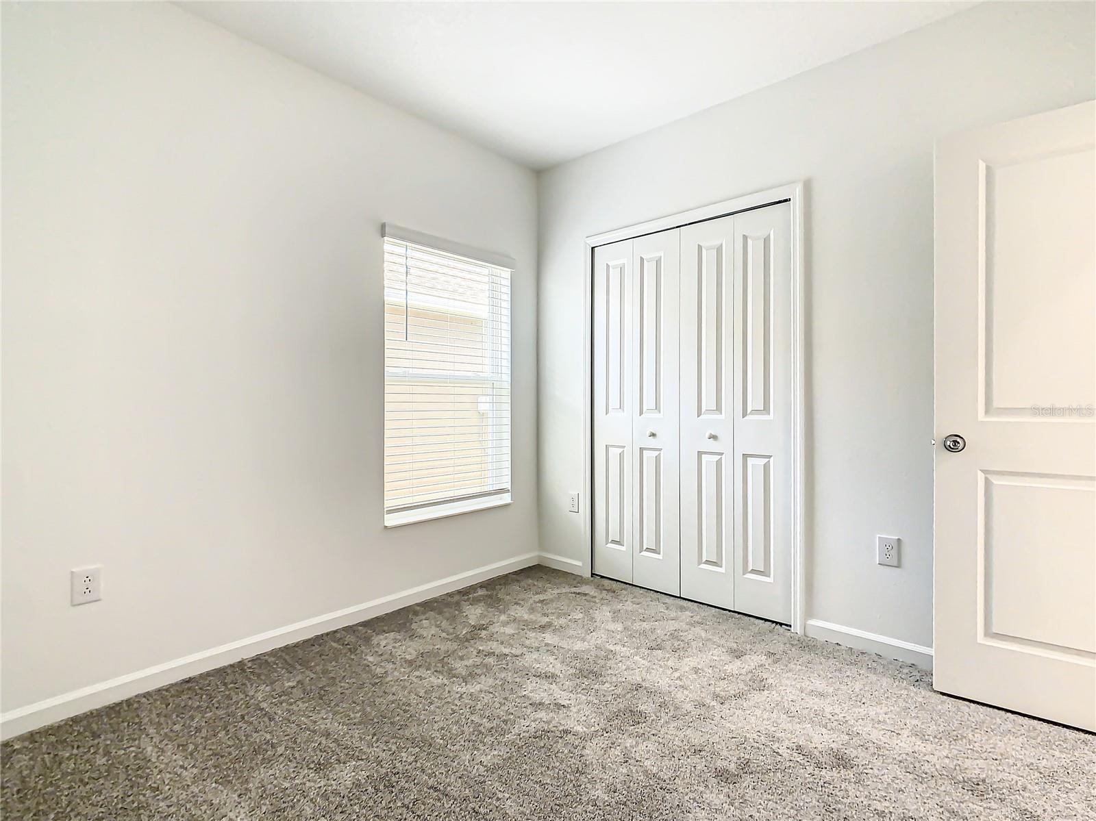 CASCADES PHASES 1A AND 1B - Residential Lease