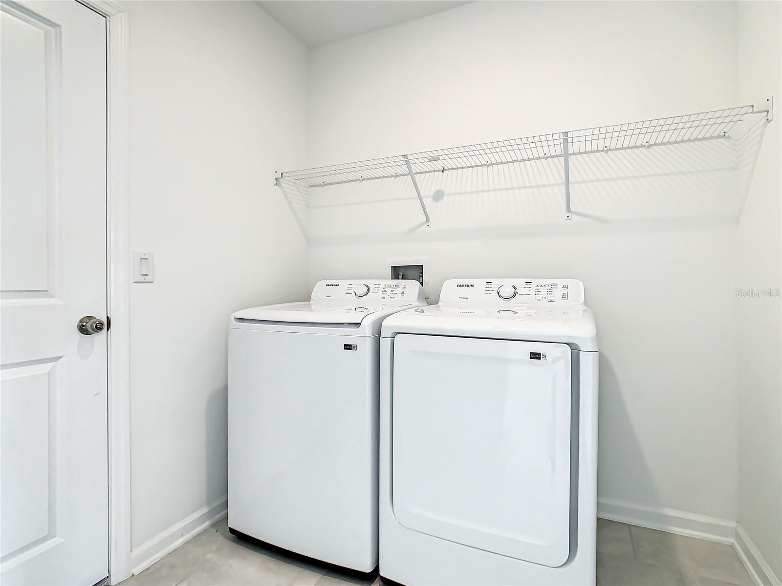 CASCADES PHASES 1A AND 1B - Residential Lease