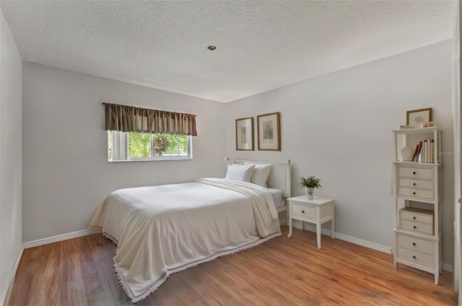 OAKWOOD ACRES - Residential