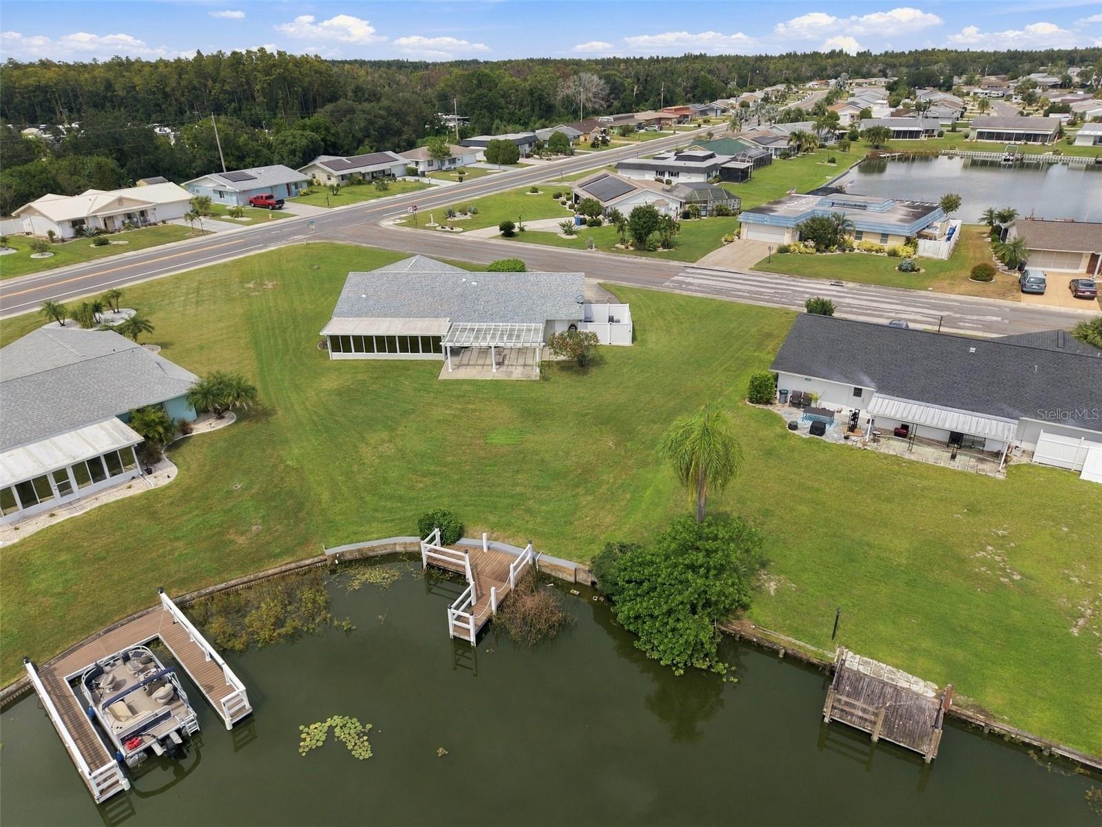 1810 MILFORD CIRCLE, SUN CITY CENTER, FL, 33573 4 1810 MILFORD CIRCLE