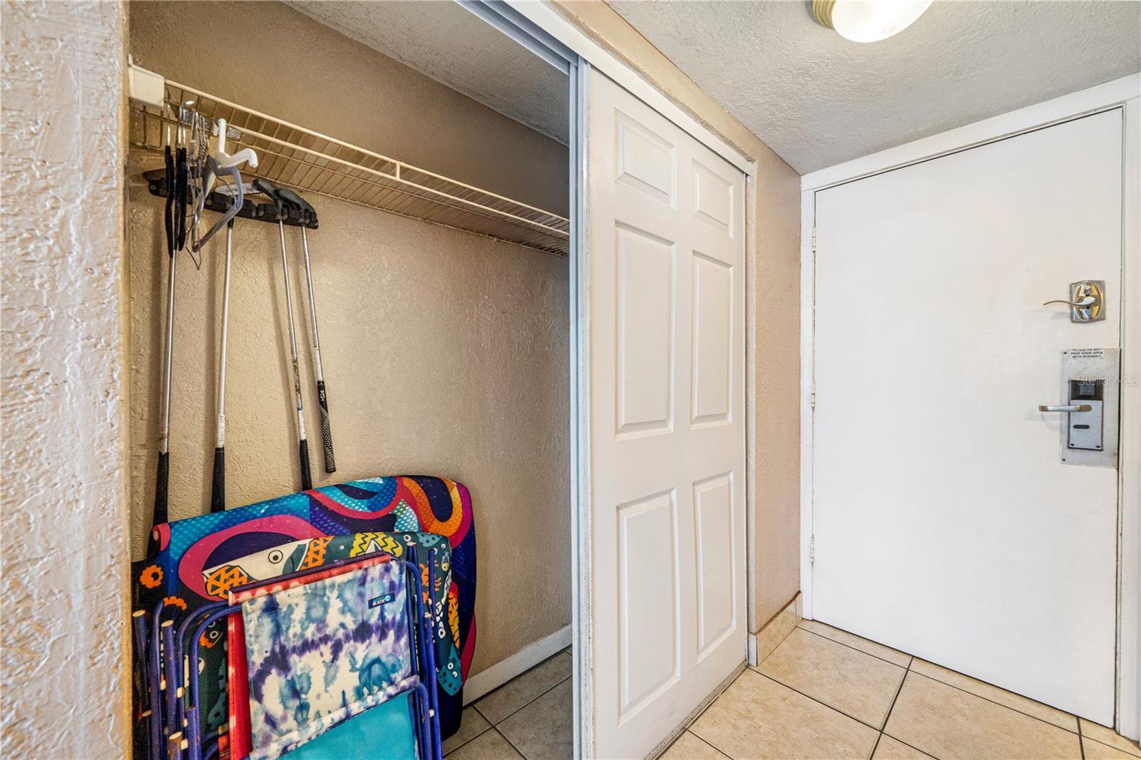 HAWAIIAN INN LC - Residential