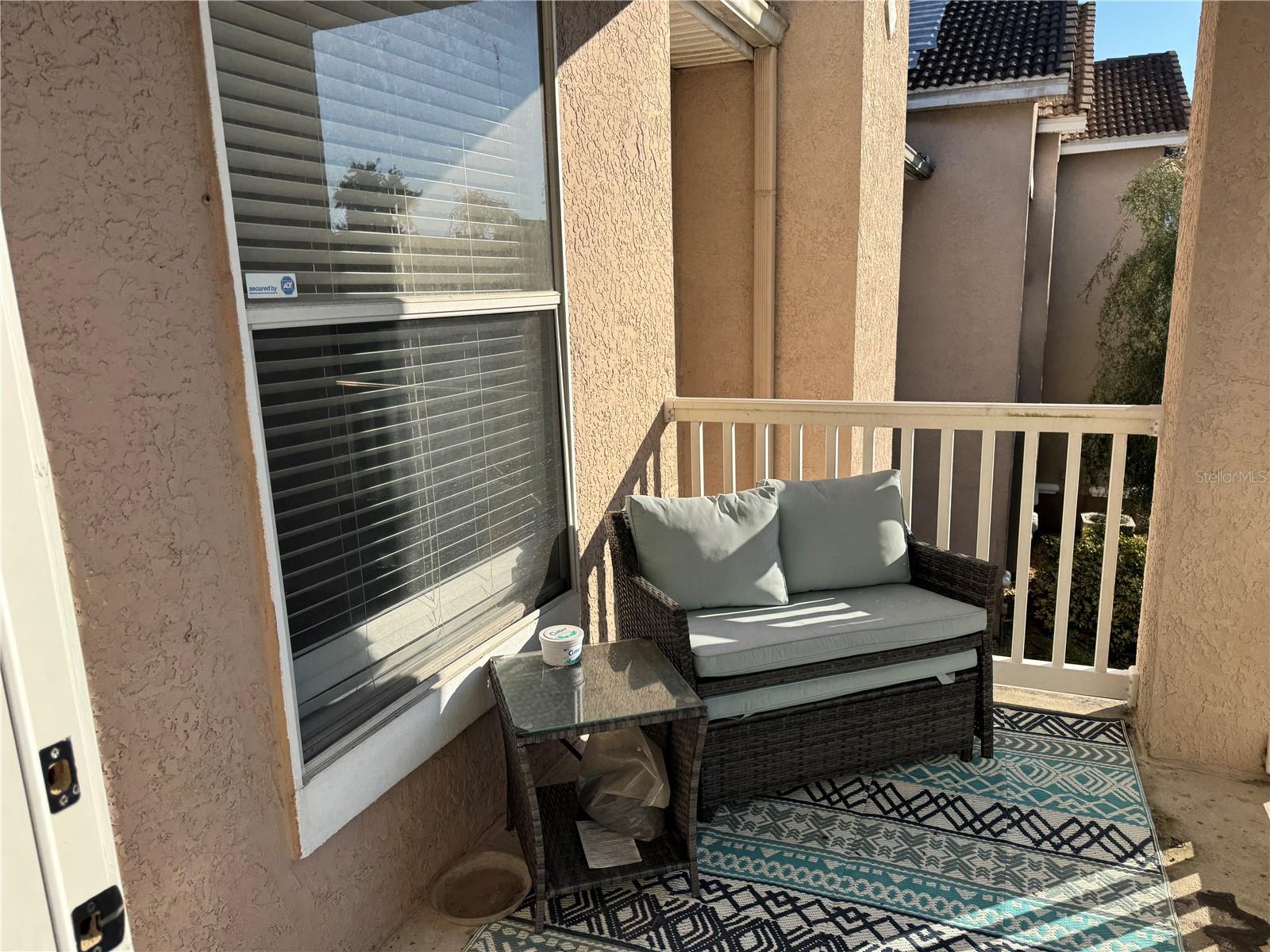 THE VILLAS CONDO - Residential Lease