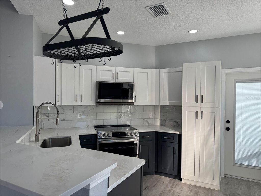 Photo of 10444 Villa View Circle, Tampa, FL 33647 (MLS # TB8451891)