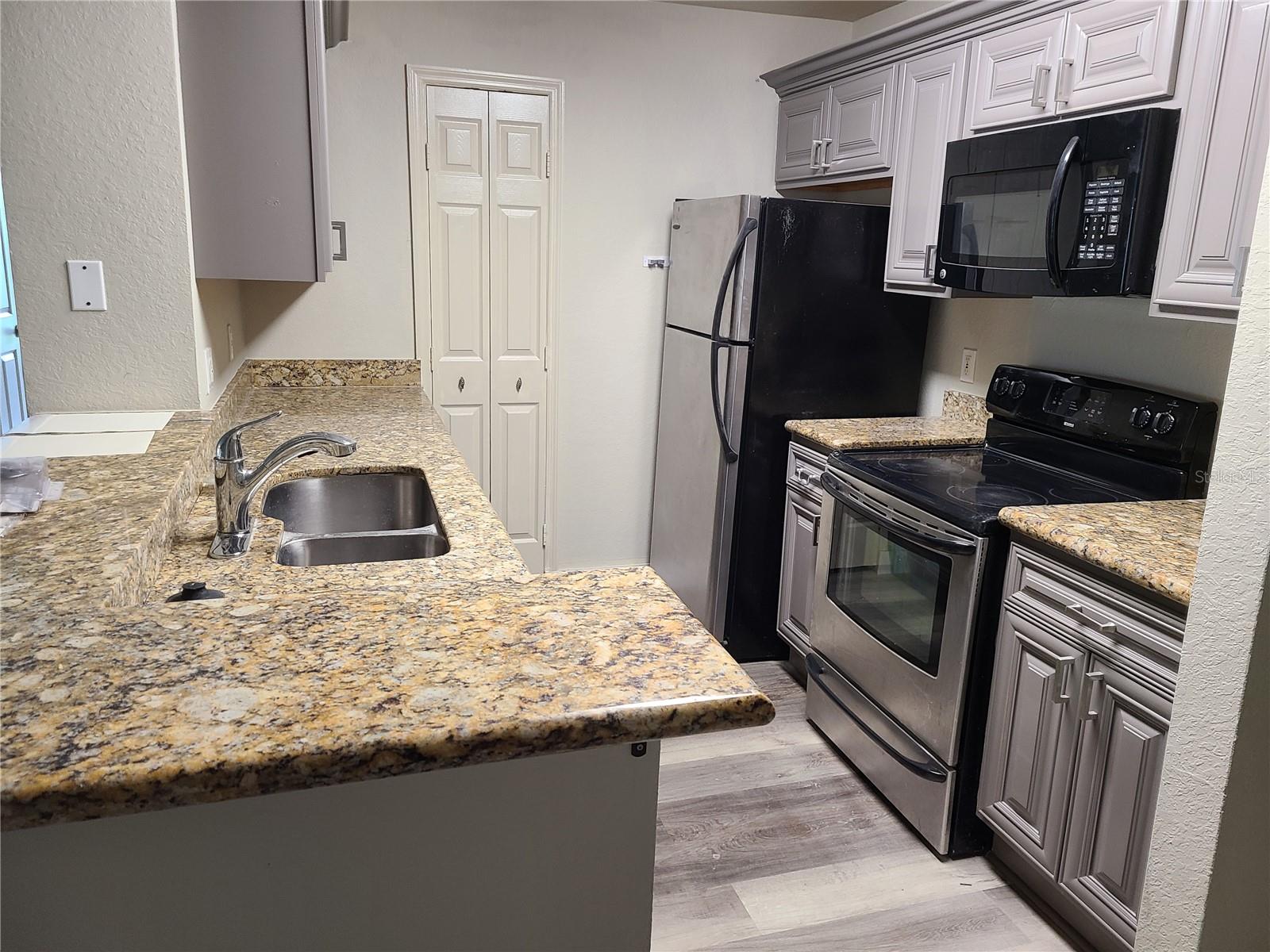 THE VILLAGE AT TOWN PARK - Residential Lease