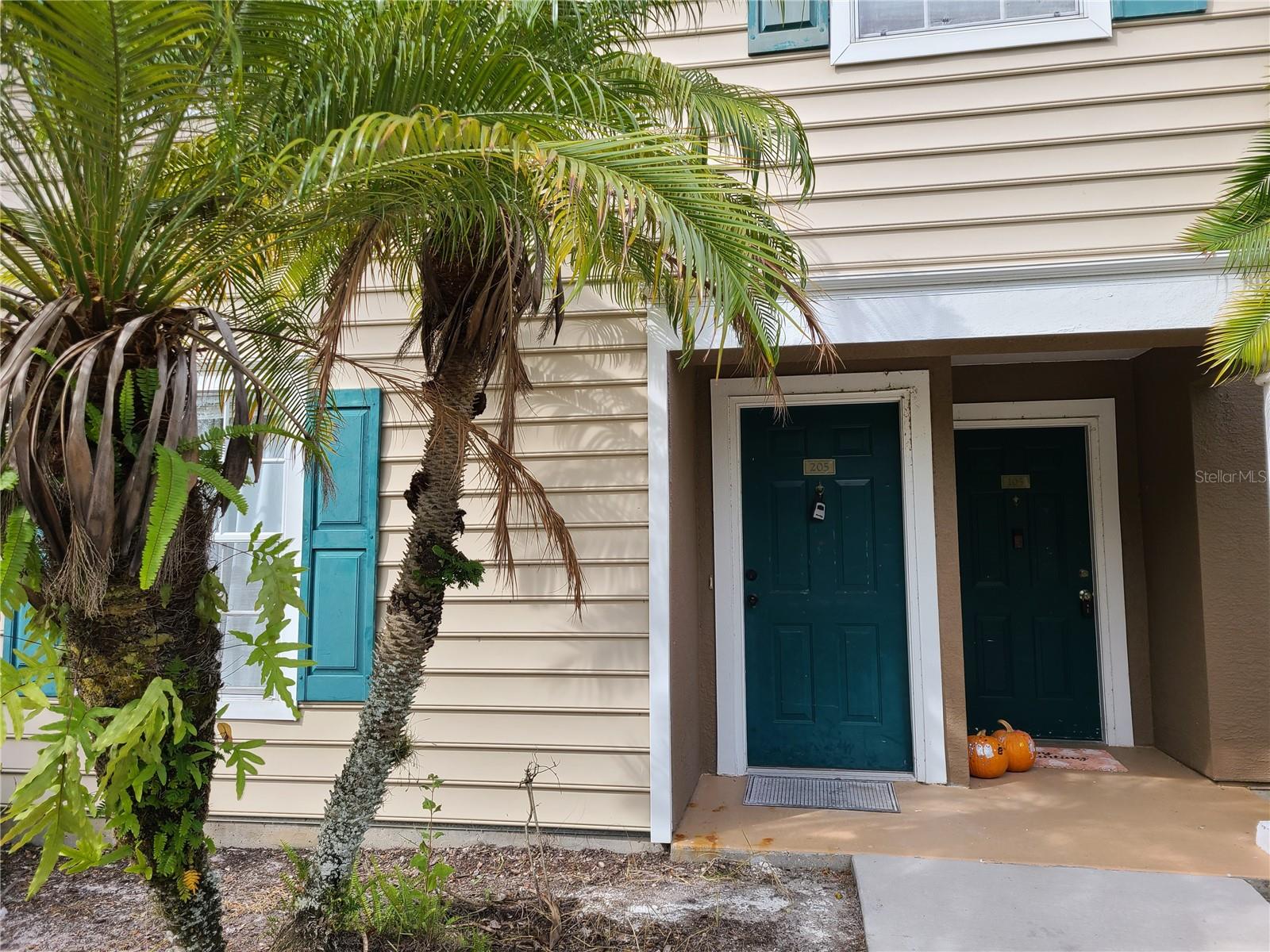 THE VILLAGE AT TOWN PARK - Residential Lease