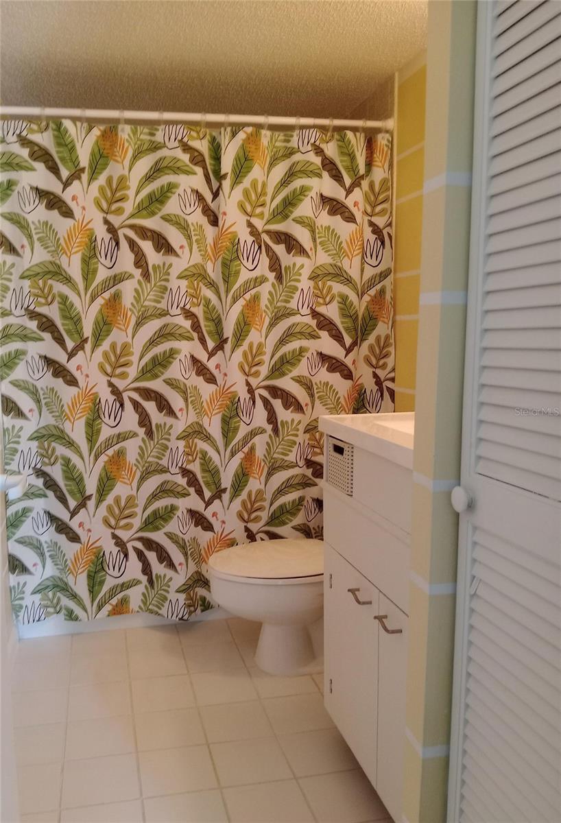 CHATEAU VILLAGE - Residential